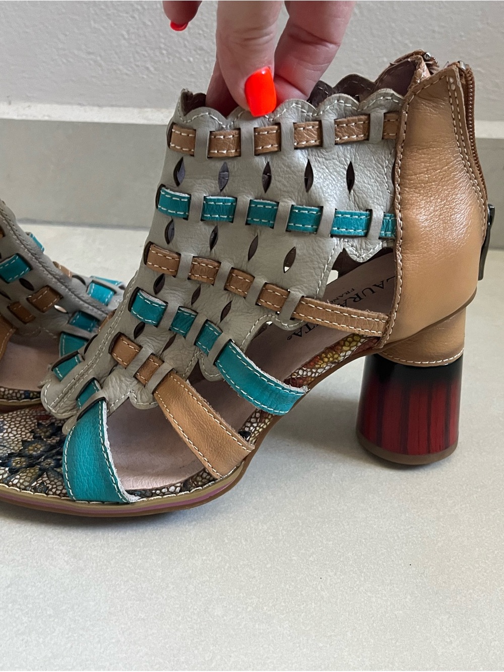 Laura Vita (France) Turquoise & Tan Leather Cutout Block Heel Sandal